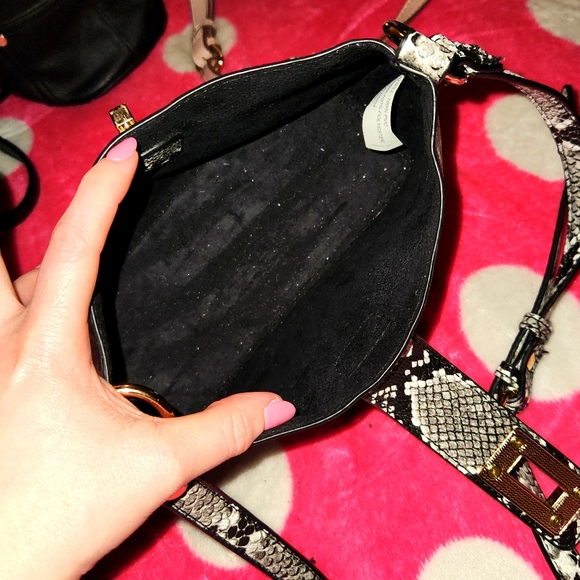 Purse - Picture 6 of 6
